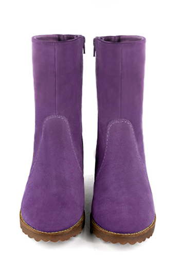 Amethyst purple women's ankle boots with a zip on the inside. Round toe. Flat rubber soles. Top view - Florence KOOIJMAN